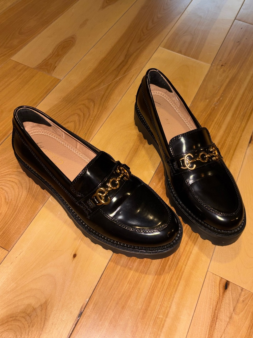 Circus by Sam Edelman Black Leather Chain-Accent Women's Loafers